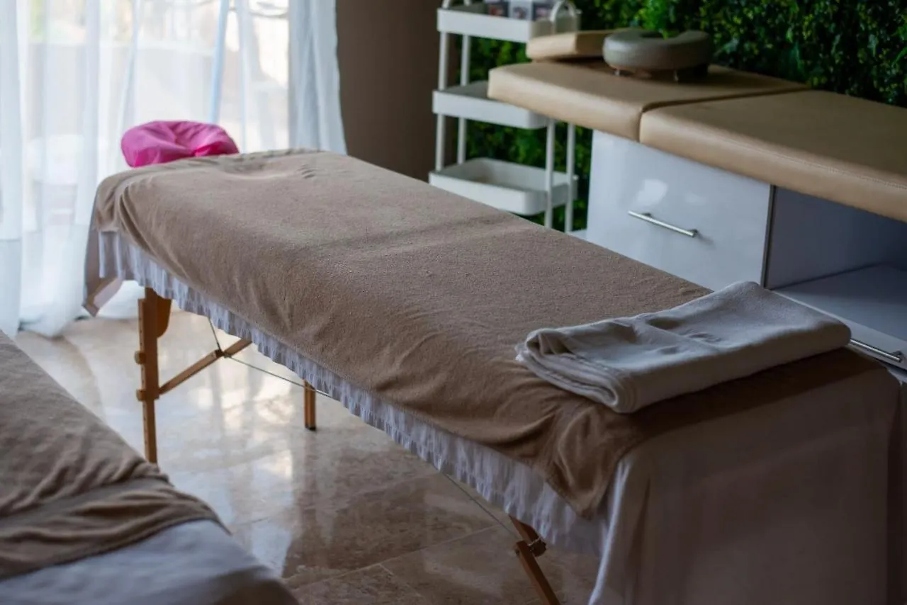 Apartment Menesse Tulum Oasis: Chic And Serene Getaway