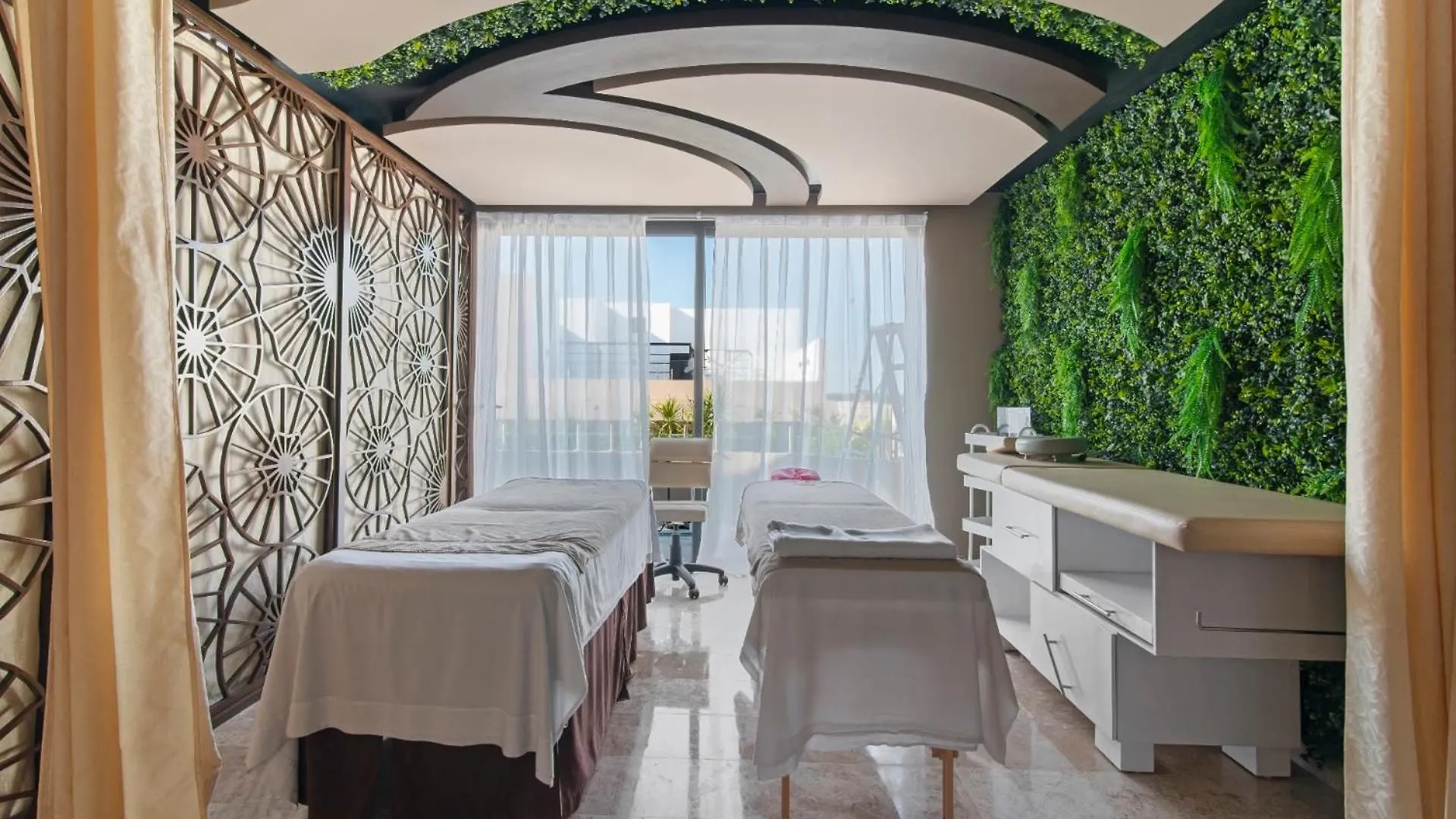 Menesse Tulum Oasis: Chic And Serene Getaway